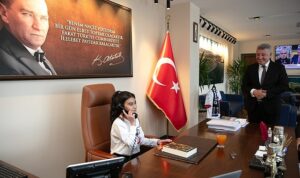 23-nisan-coskusu-guzelbahcede-dolu-dolu-yasandi.jpg