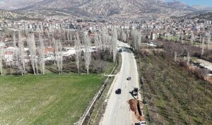 asattan-elmalida-asfalt-oncesi-altyapi-yatirimi.jpg