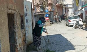 ataturkun-ayvalikta-yurudugu-yollar-13-nisan-icin-hazirlandi.jpg