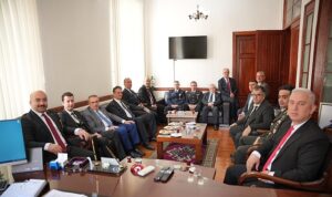 ataturkun-bergamaya-gelisinin-92-yil-donumu-gururla-kutlandi.jpg