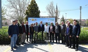 baskan-altay-bu-yil-ciftcimize-31-420-meyve-fidani-desteginde-bulunduk.jpg