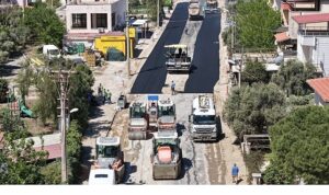 baskan-cercioglunun-calismalari-ile-akbuk-yolu-yenileniyor.jpg