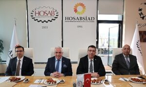 baskan-sadi-ozdemir-sanayicilerle-ortak-akil-toplantisinda-bulustu.jpg