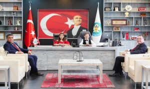 baskanlik-koltugu-bugun-cocuklarin.jpg