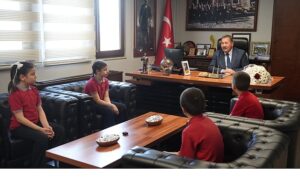 baskanlik-koltuguna-mehmet-emir-yigit-oturdu.jpg