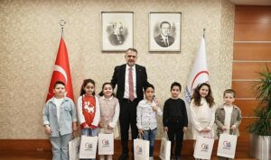 bayrampasada-23-nisan-coskusu.jpg