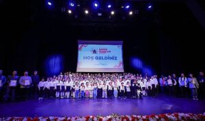 beylikduzu-cocuk-korolari-festivalinden-gorkemli-kapanis.jpg