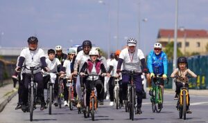 beylikduzunde-pedallar-saglik-icin-dondu.jpg