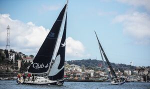 beymen-club-sailing-team-canakkaleden-kupayla-dondu.jpg