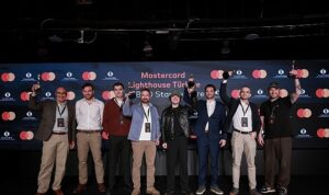 mastercard-lighthouse-turkiye-yapay-zeka-odakli-6-girisimi-mezun-etti.jpg