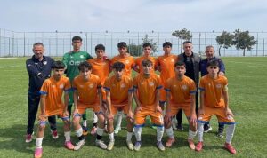 mersinin-futbol-ussu-yenisehir.jpg