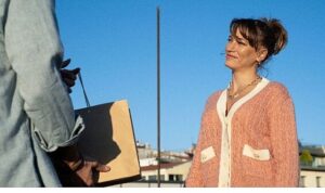 netflix-3-sezonuyla-geri-donen-kimler-geldi-kimler-gectinin-resmi-tanitim-fragmanini-paylasti.jpg