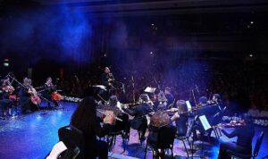 oda-orkestrasi-yine-kulaklarin-pasini-silecek.jpg