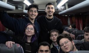 ogrenciler-istedi-baskan-koymen-yerine-getirdi.jpg