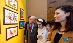 renklerin-diliyle-farkindalik-aysegulun-sergisi-buyuk-ilgi-gordu.jpg