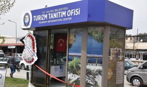 salihli-belediyesi-tarafindan-hayata-gecirilen-turizm-tanitim-ofisi-duzenlenen-torenle-hizmete-acildi.jpg