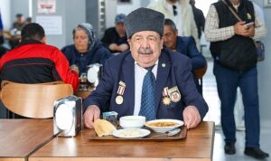sehitler-haftasinda-bucada-dayanisma-sofralari-kuruldu.jpg