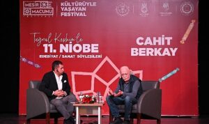 usta-sanatci-cahit-berkay-manisalilarla-bulustu.jpg