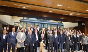 zeytin-ve-zeytinyagi-ihracatcilarinde-emre-uygun-guven-tazeledi.jpg