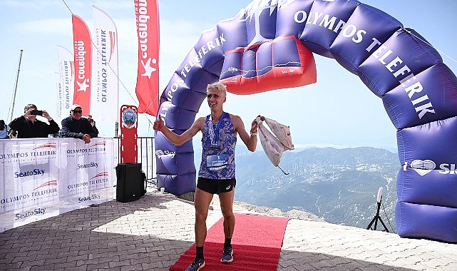 12-corendon-run-to-sky-yarislari-basladi.jpg