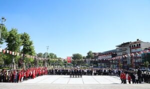 19-mayis-inegolde-coskuyla-kutlandi.jpg