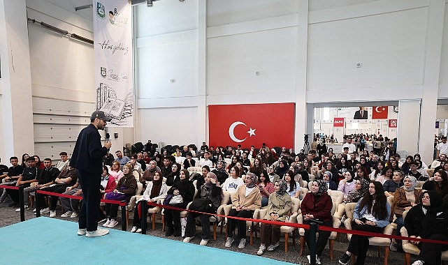 6-karaman-kitap-gunlerinde-unlu-yazarlar-okurlariyla-bulusuyor.jpg