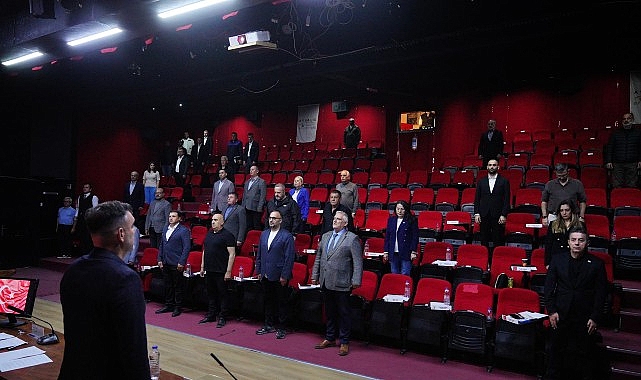 ayvalik-belediye-meclisi-mayis-ayi-toplantisini-yapti.jpg