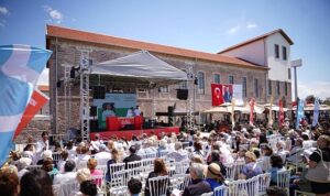 ayvalik-gastrofest-ikinci-kez-egenin-kalbinde-gastronomi-dunyasini-bulusturuyor.jpg