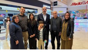 baskan-altay-alisveris-merkezinde-esnafla-ve-vatandaslarla-bulustu.jpg