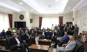 baskan-altay-sarayonunde-vatandaslarla-bulustu.jpg