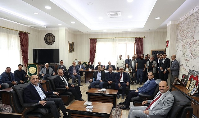 baskan-altay-sarayonunde-vatandaslarla-bulustu.jpg