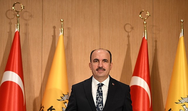 baskan-altay-umre-odullu-siyer-bilgi-yarismamizi-kazanan-100-ogrencimiz-anne-babalariyla-kutsal-topraklara-gitmeye-hak-kazandi.jpg