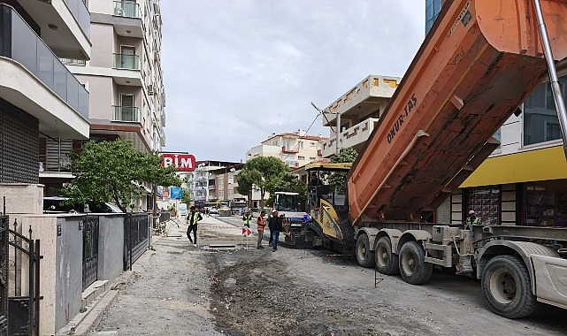 baskan-cercioglunun-onculugunde-aydinin-tum-ilcelerinde-ulasim-yatirimlari-devam-ediyor.jpg