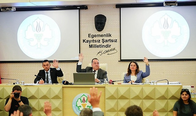baskan-dutlulu-buyuksehirin-calismalarini-ve-gundemi-degerlendirdi.jpg