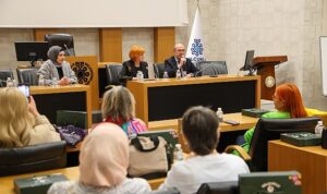 baskan-pekyatirmaci-bosnali-kursiyerleri-agirladi.jpg