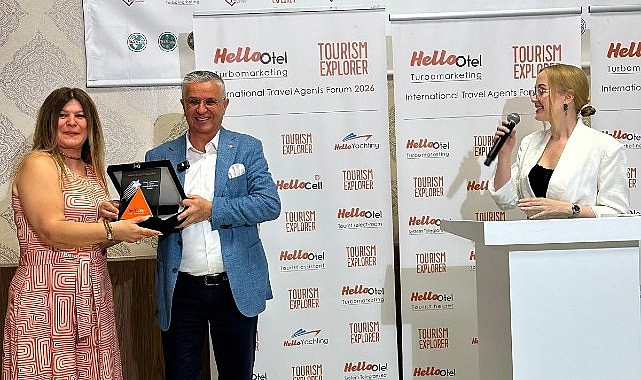 baskan-topaloglu-forumda-acentecilerle-bir-araya-geldi.jpg