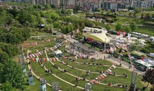 beylikduzunde-kirlangic-genclik-festivali-coskusu-basladi.jpg