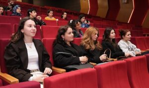 bursa-altin-cinar-kisa-film-festivali-ikinci-kez-kapilarini-acti.jpg