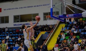 buyuksehir-adini-yari-finale-yazdirdi.jpg