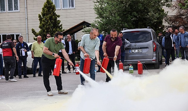 cankaya-belediyesi-personeline-yangin-egitimi-ve-tatbikat.jpg