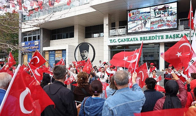 cankayanin-dort-bir-yaninda-19-mayis-coskusu.jpg