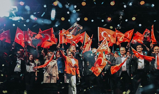 didimde-19-mayis-coskusu-mavisehirde-yasandi.jpg