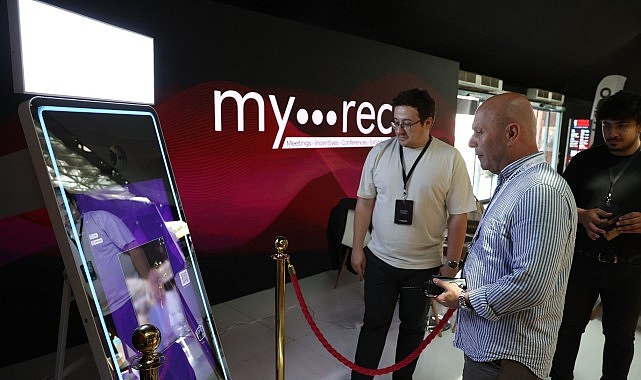digifestte-ilk-gun-heyecani-cam-piramitte-basladi.jpg