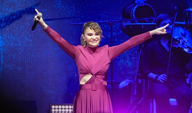 emiralem-cilek-festivaline-gorkemli-acilis.jpg