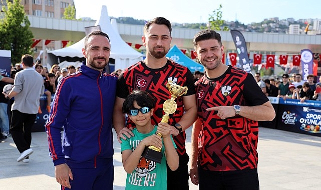 en-sportif-festte-kadim-futbol-ruzgari.jpg