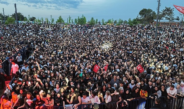 enfest-gebzeyi-fatma-turgut-costurdu.jpg