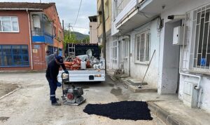 gemlik-belediyesi-acil-mudahale-ekibi-sahada.jpg