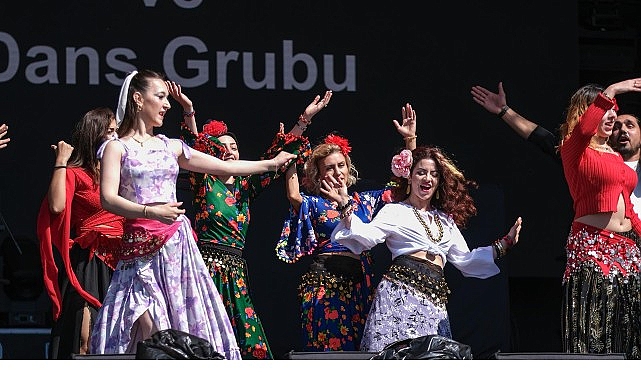 genclik-coskusu-milli-irade-meydaninda-zirve-yapti.jpg