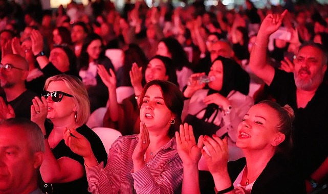 genclik-festivalinde-senfoni-ve-cok-sesli-korodan-unutulmaz-konser.jpg