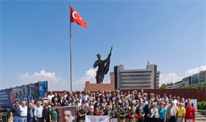 hasan-tahsin-ilk-kursun-anitinda-anildi.jpg
